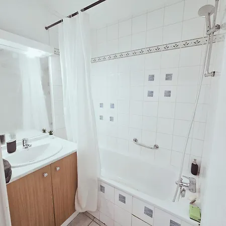 2-bd A Short Distance From Deauville Touques